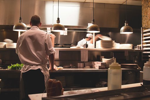 はじめまして、株式会社 和食革命です。